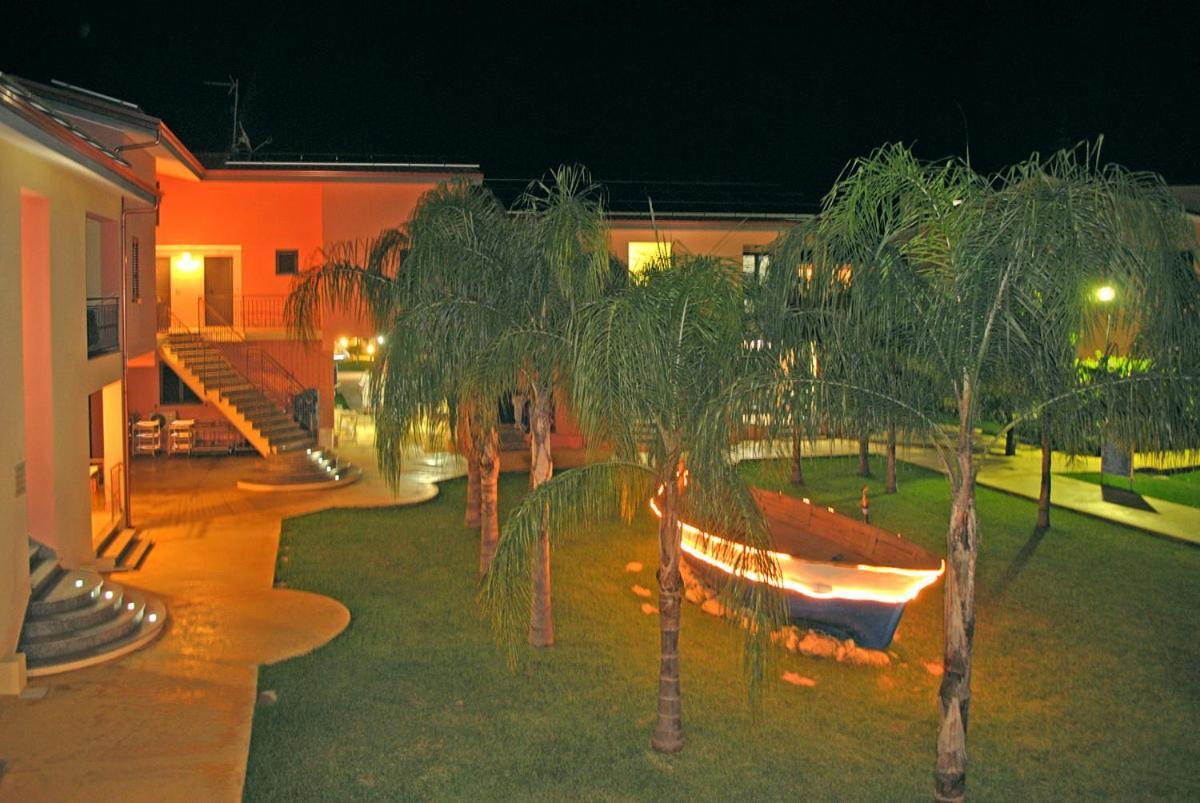 Club Esse Aquilia Beach Village Badolato Marina Zewnętrze zdjęcie