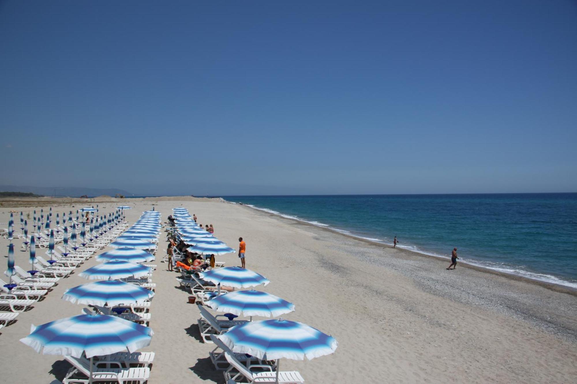 Club Esse Aquilia Beach Village Badolato Marina Zewnętrze zdjęcie