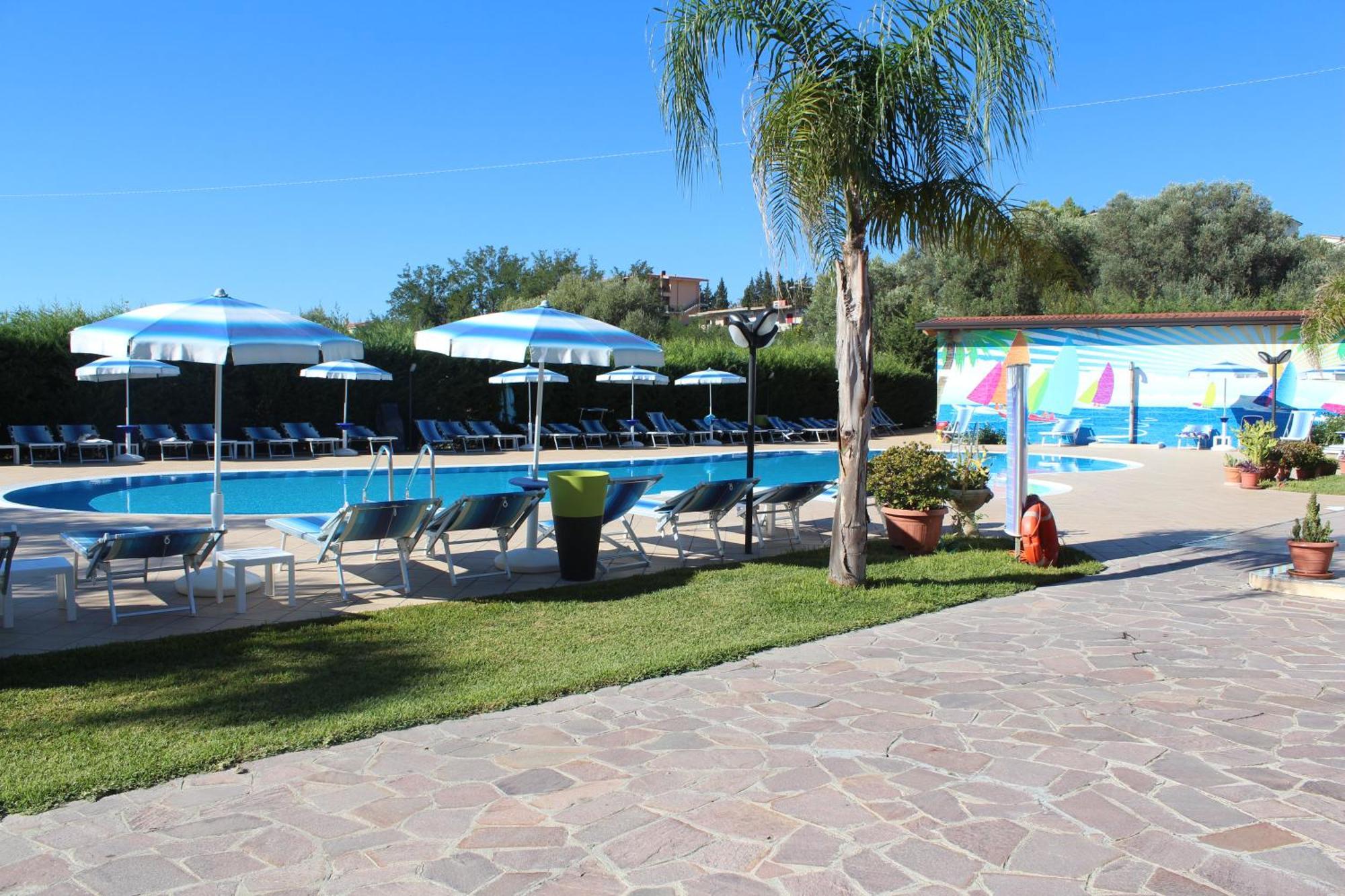 Club Esse Aquilia Beach Village Badolato Marina Zewnętrze zdjęcie