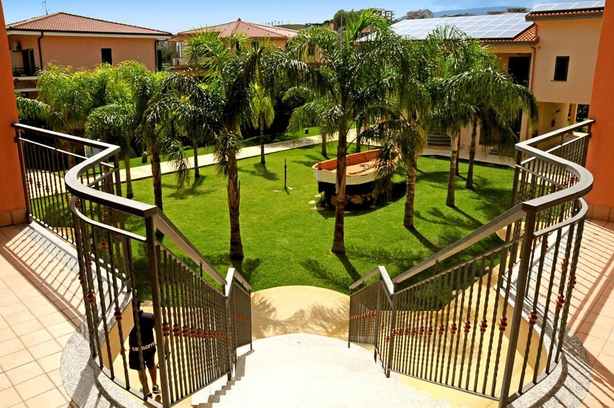Club Esse Aquilia Beach Village Badolato Marina Zewnętrze zdjęcie