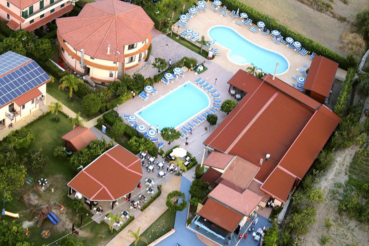 Club Esse Aquilia Beach Village Badolato Marina Zewnętrze zdjęcie